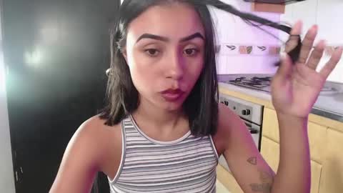 julieta_fn online show from May 22, 2026, 3:17 pm