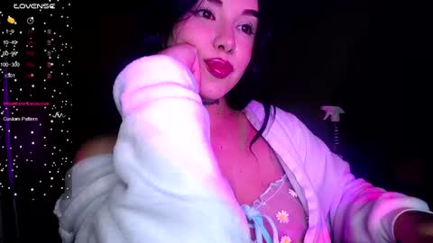 Pando  Parker online show from September 19, 2025, 1:40 am