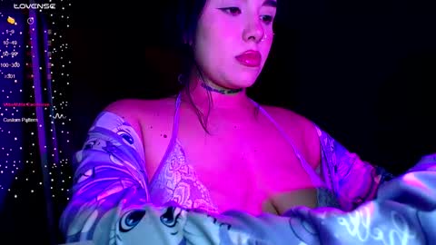 Pando  Parker online show from September 26, 2025, 2:59 am