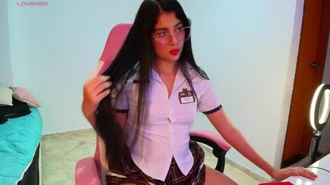 julieta_rose19 online show from April 20, 2026, 1:08 am
