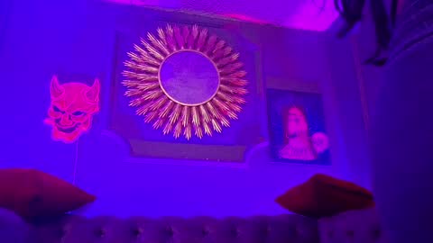  Julieta  online show from March 12, 2025, 12:04 pm