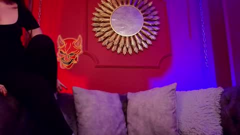  Julieta  online show from October 8, 2025, 12:14 pm