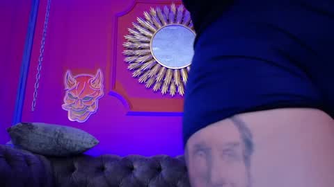  Julieta  online show from April 11, 2026, 11:47 am