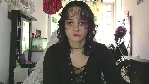 Snapshot of julietajaguar chatting on May 28, 2026, 2:03 pm Julieta Jaguar online show from May 28, 2026, 2:03 pm