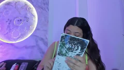 julietakane online show from February 11, 2026, 4:50 am