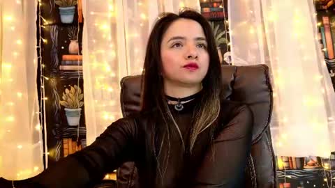 Snapshot of julietta__jackson chatting on June 17, 2026, 11:16 pm Julietta Jackson online show from June 17, 2026, 11:16 pm