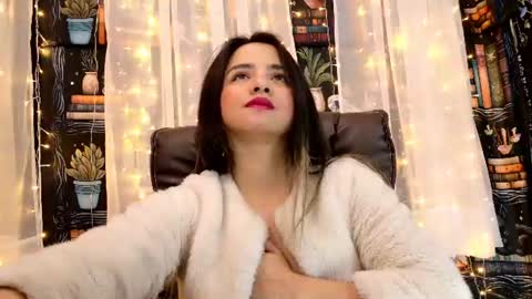 Snapshot of julietta__jackson chatting on June 26, 2026, 5:50 pm Julietta Jackson online show from June 26, 2026, 5:50 pm