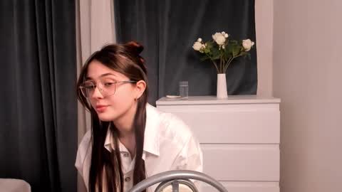 Leila online show from March 13, 2026, 10:16 pm