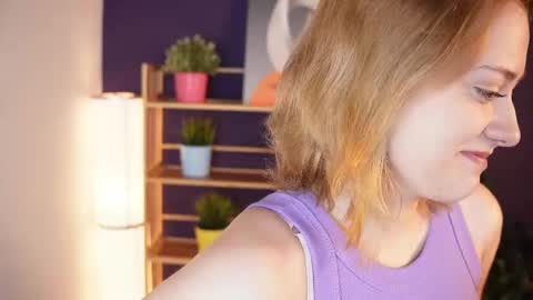 Snapshot of juliettakaniecki chatting on September 11, 2025, 3:17 am Mia online show from September 11, 2025, 3:17 am