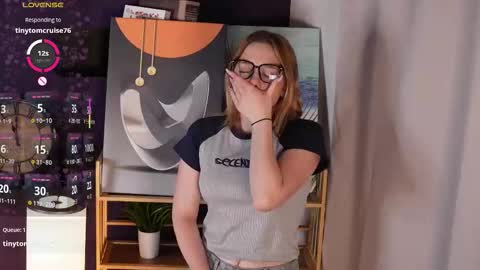 Snapshot of juliettakaniecki chatting on September 28, 2025, 3:12 am Mia online show from September 28, 2025, 3:12 am