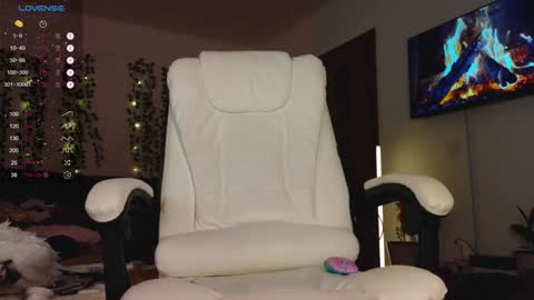Snapshot of juliette_sunshine chatting on December 22, 2024, 1:45 am juliette_sunshine online show from December 22, 2024, 1:45 am