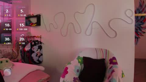 juliette online show from September 28, 2025, 1:27 pm