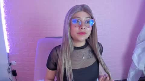 Julieta online show from November 28, 2025, 11:24 am