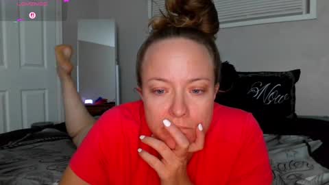 Snapshot of julimonroe chatting on September 23, 2025, 2:14 am Juli Monroe online show from September 23, 2025, 2:14 am