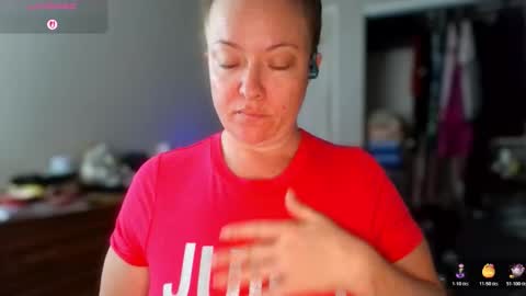 Juli Monroe online show from November 3, 2025, 11:00 am