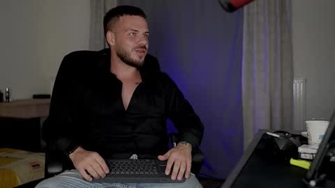 Snapshot of juliusmasters chatting on September 23, 2025, 9:07 pm JULiUS online show from September 23, 2025, 9:07 pm