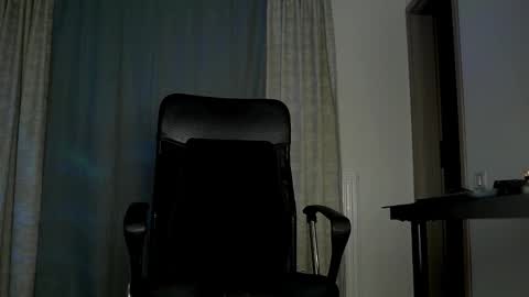 Snapshot of juliusmasters chatting on October 23, 2025, 6:39 pm JULiUS online show from October 23, 2025, 6:39 pm