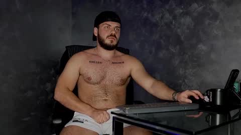 Snapshot of juliusmasters chatting on November 2, 2025, 8:22 pm JULiUS online show from November 2, 2025, 8:22 pm