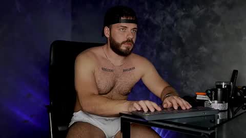 Snapshot of juliusmasters chatting on November 5, 2025, 7:47 pm JULiUS online show from November 5, 2025, 7:47 pm