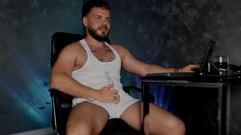 Snapshot of juliusmasters chatting on November 14, 2025, 8:18 pm JULiUS online show from November 14, 2025, 8:18 pm