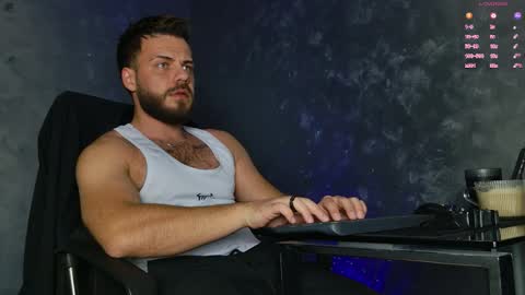 Snapshot of juliusmasters chatting on November 19, 2025, 8:42 pm JULiUS online show from November 19, 2025, 8:42 pm