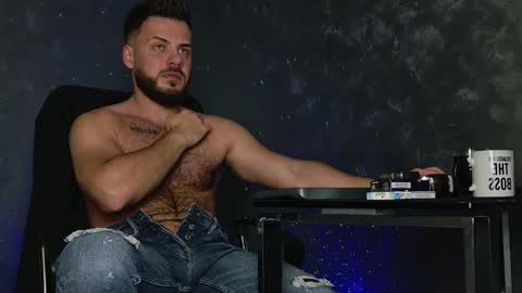 Snapshot of juliusmasters chatting on November 30, 2025, 8:02 pm JULiUS online show from November 30, 2025, 8:02 pm