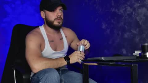 Snapshot of juliusmasters chatting on December 18, 2025, 9:10 pm JULiUS online show from December 18, 2025, 9:10 pm