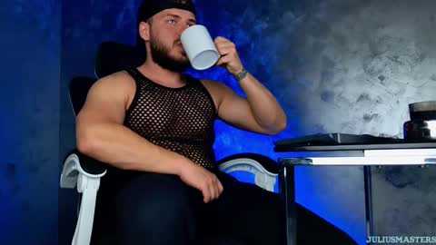 Snapshot of juliusmasters chatting on February 2, 2026, 9:02 pm JULiUS online show from February 2, 2026, 9:02 pm