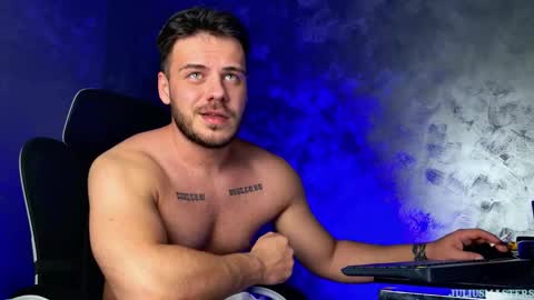 Snapshot of juliusmasters chatting on February 22, 2026, 1:40 am JULiUS online show from February 22, 2026, 1:40 am