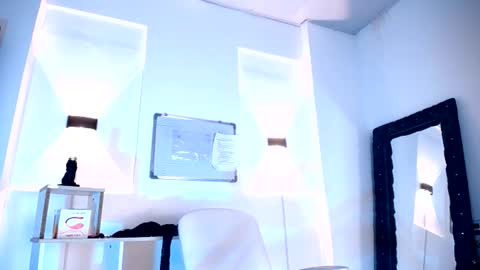 jullian online show from July 13, 2026, 7:49 pm