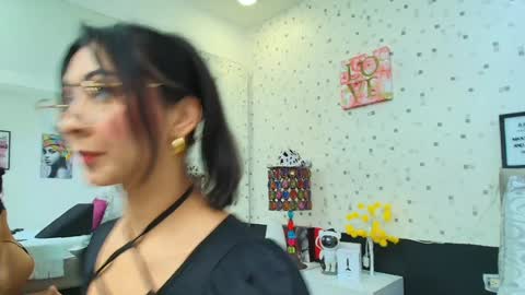 Julieta Reyes   online show from January 9, 2025, 2:40 pm