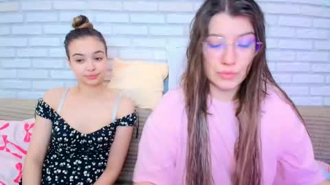 Snapshot of jullymood chatting on February 27, 2026, 7:19 am DoubleCherry online show from February 27, 2026, 7:19 am