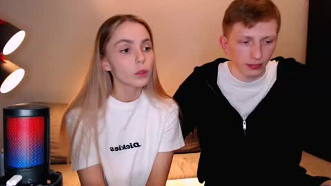 sweet online show from November 21, 2025, 9:24 pm