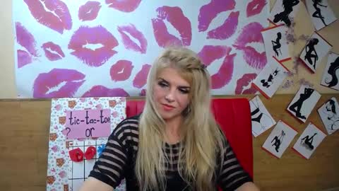 Julya Barbi online show from September 20, 2025, 6:20 pm