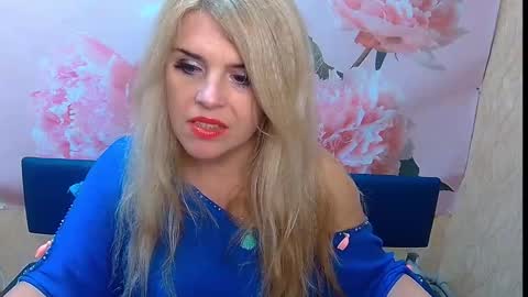 Julya Barbi online show from October 3, 2025, 11:40 am