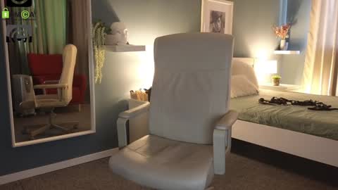 Julya Mistress online show from January 16, 2025, 12:20 pm