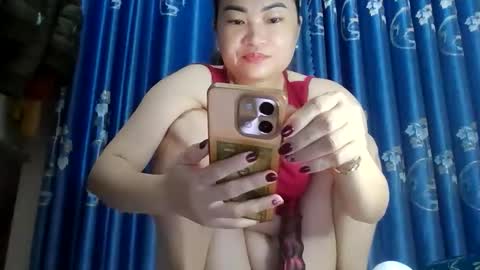 Snapshot of julybeo chatting on June 4, 2026, 11:44 pm julybeo online show from June 4, 2026, 11:44 pm