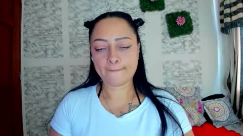 Snapshot of julybravo chatting on June 7, 2026, 7:50 pm juliana online show from June 7, 2026, 7:50 pm