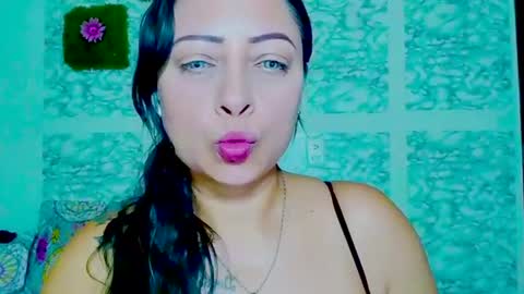 Snapshot of julybravo chatting on July 24, 2026, 11:25 pm juliana online show from July 24, 2026, 11:25 pm