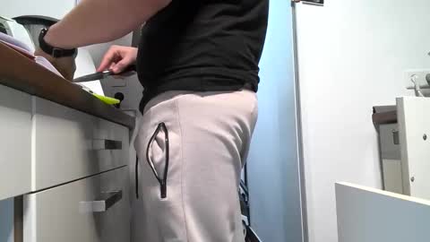 julzzy21 online show from November 29, 2025, 7:17 pm