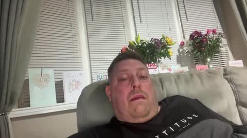 Snapshot of junky345 chatting on February 3, 2025, 7:52 pm Junky online show from February 3, 2025, 7:52 pm