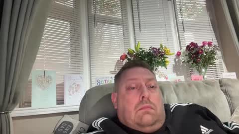 Snapshot of junky345 chatting on February 4, 2025, 5:01 pm Junky online show from February 4, 2025, 5:01 pm