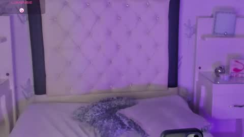 junosomnum online show from February 5, 2025, 11:39 pm