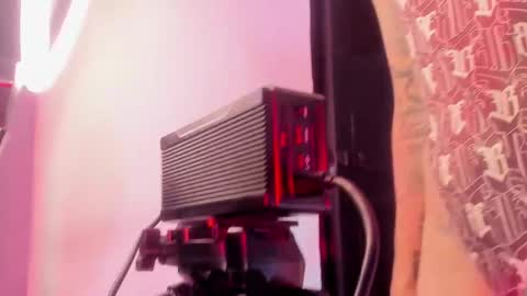 junosomnum online show from February 28, 2025, 10:50 pm