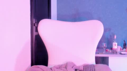 junosomnum online show from March 1, 2025, 11:06 am