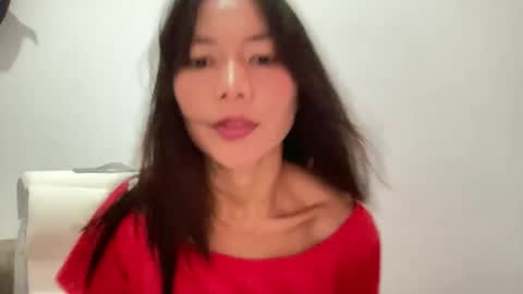 Snapshot of junovaughn chatting on May 10, 2026, 3:33 am junovaughn online show from May 10, 2026, 3:33 am
