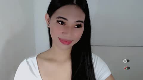 Snapshot of juny_lanyy chatting on February 13, 2025, 1:08 am Julia online show from February 13, 2025, 1:08 am