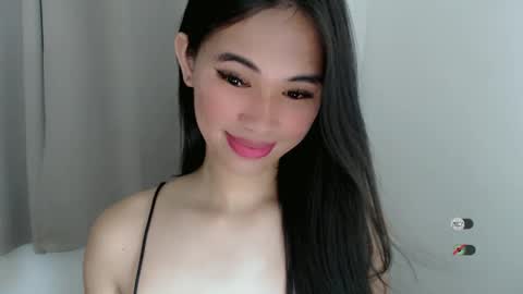 Snapshot of juny_lanyy chatting on February 14, 2025, 9:03 am Julia online show from February 14, 2025, 9:03 am