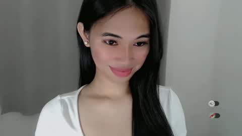 Snapshot of juny_lanyy chatting on March 8, 2025, 3:13 pm Julia online show from March 8, 2025, 3:13 pm
