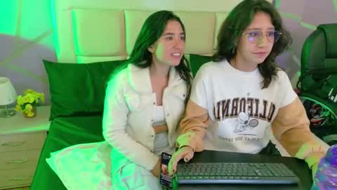 Jupiter y Saturno online show from November 27, 2025, 9:17 pm